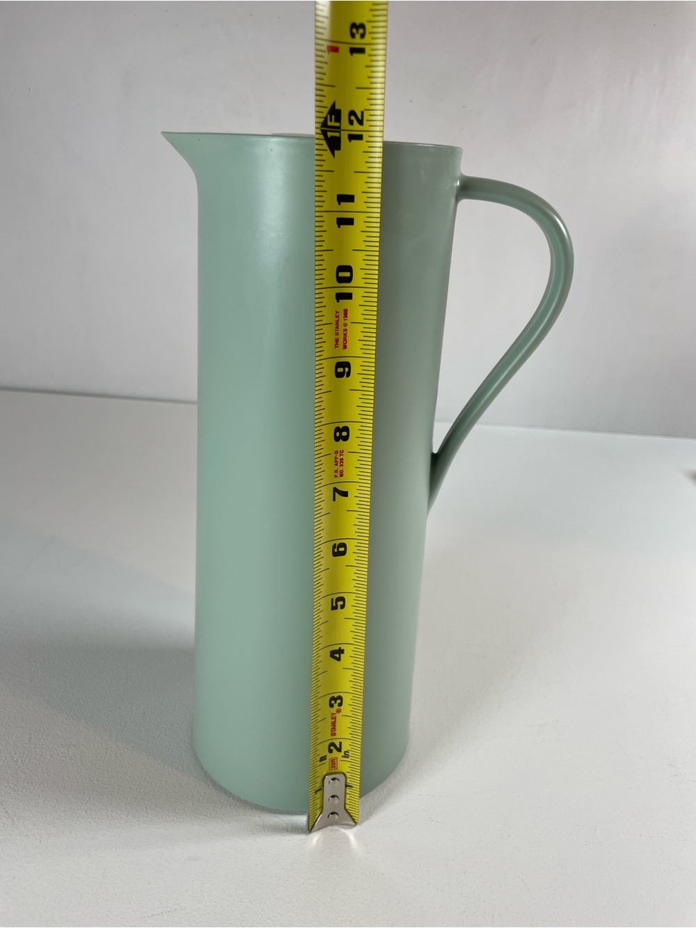 IKEA BEHOVD Vacuum Flask Thermos Carafe in Light Green - 34 oz - Picture 7 of 12